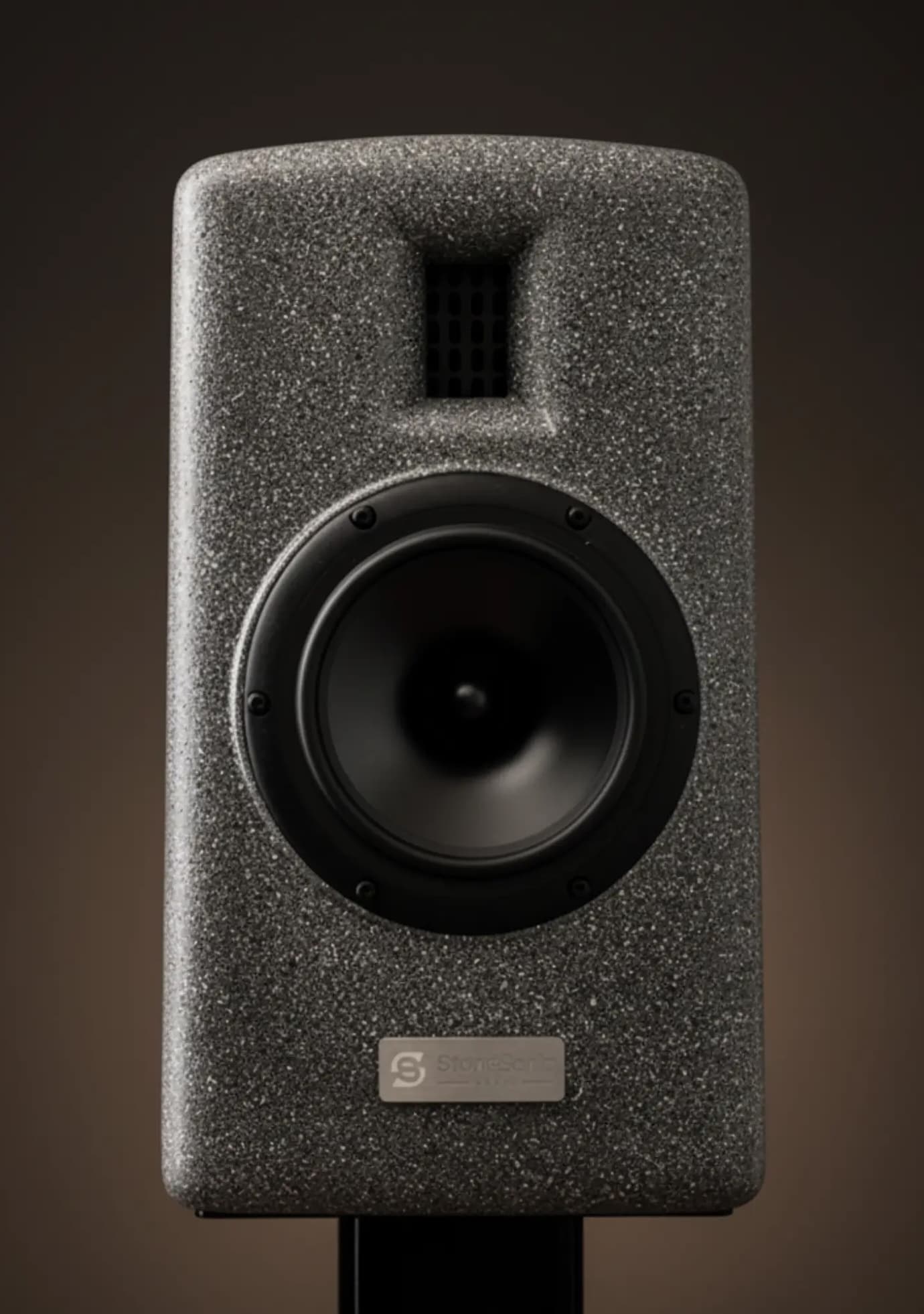 Arcus front view — GR Neo 3 planar magnetic tweeter and M-165 woofer